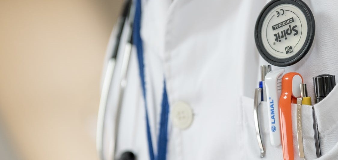 private practice marketing - lab coat and stethoscope