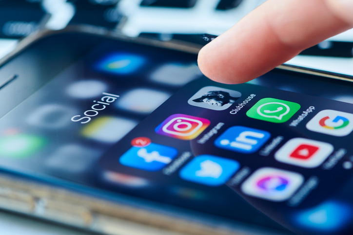social media hipaa violations examples